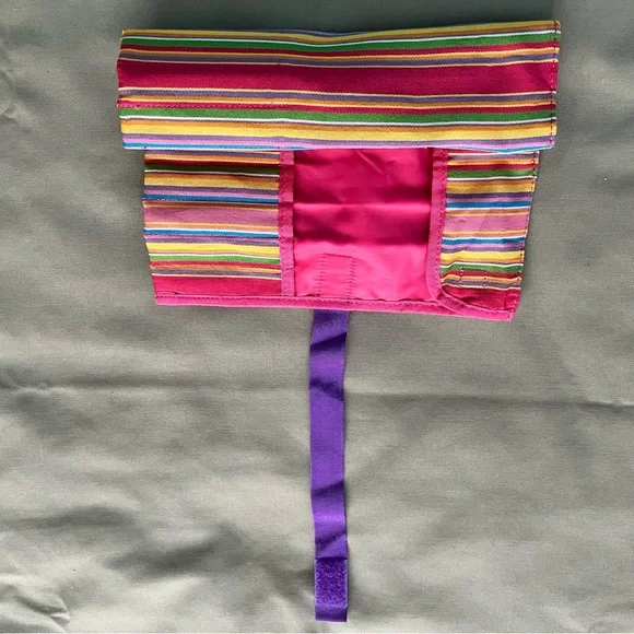 Clover Multicolor Striped Knitting Needle Case Organizer - Picture 4 of 6